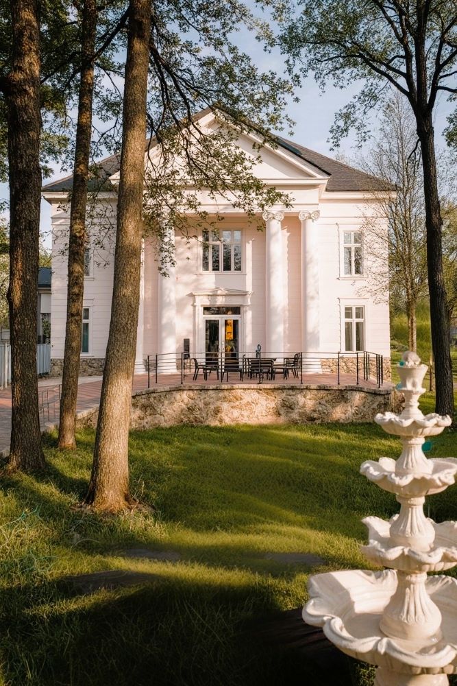 В пансионат для пожилых требуются сиделки